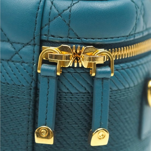 SMALL DIORTRAVEL VANITY CASE Deep Ocean - Picture 6 of 9